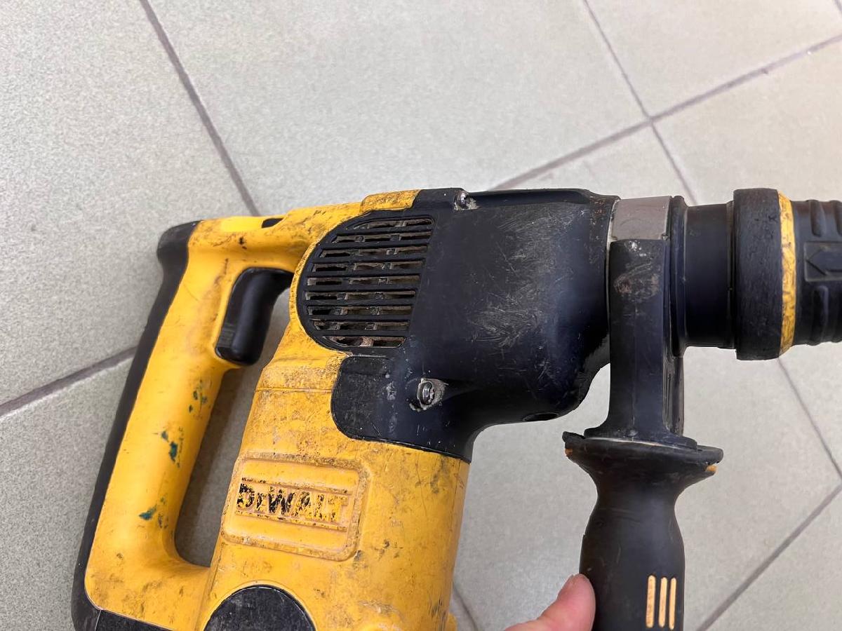 Перфоратор Dewalt D25313-QS