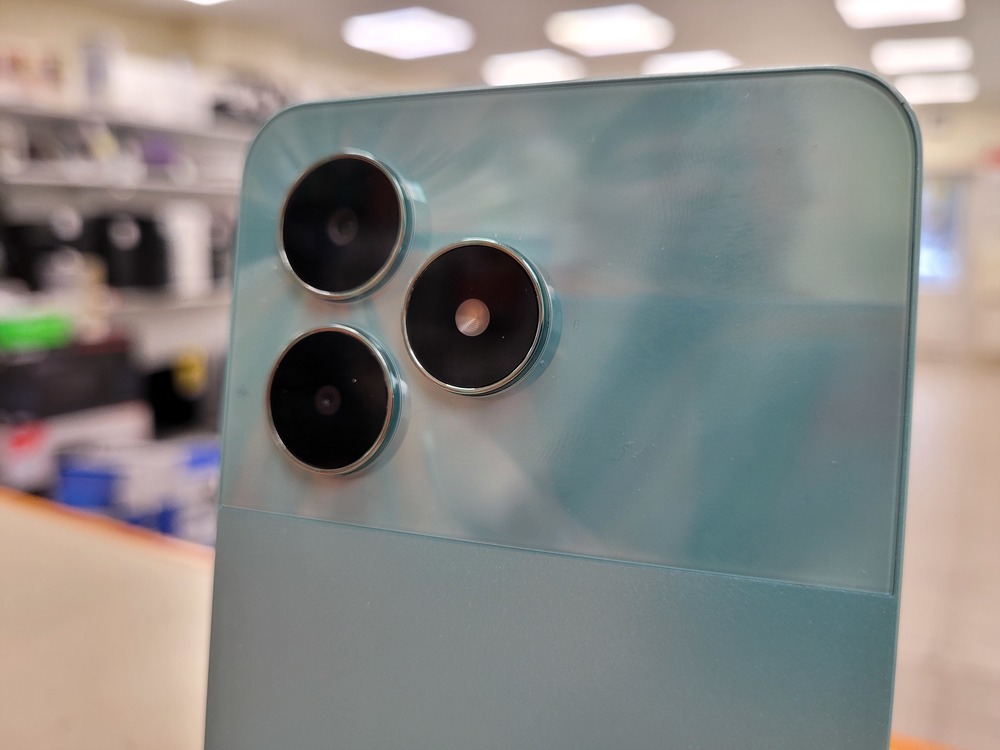 Смартфон Realme C51 4/128