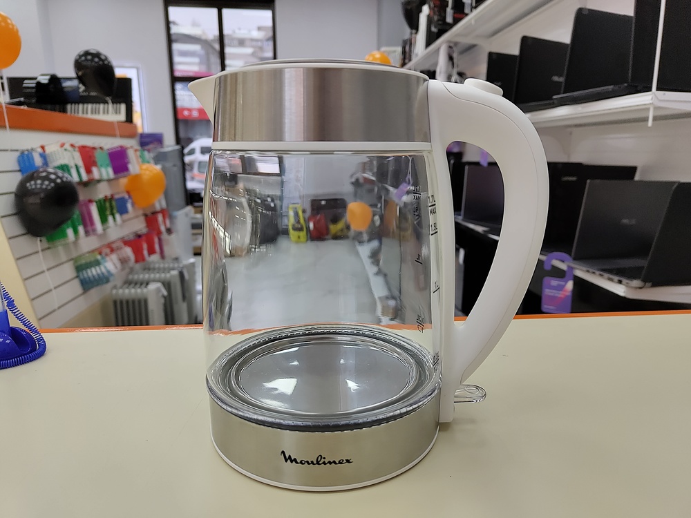 Чайник электрический Moulinex BY600130