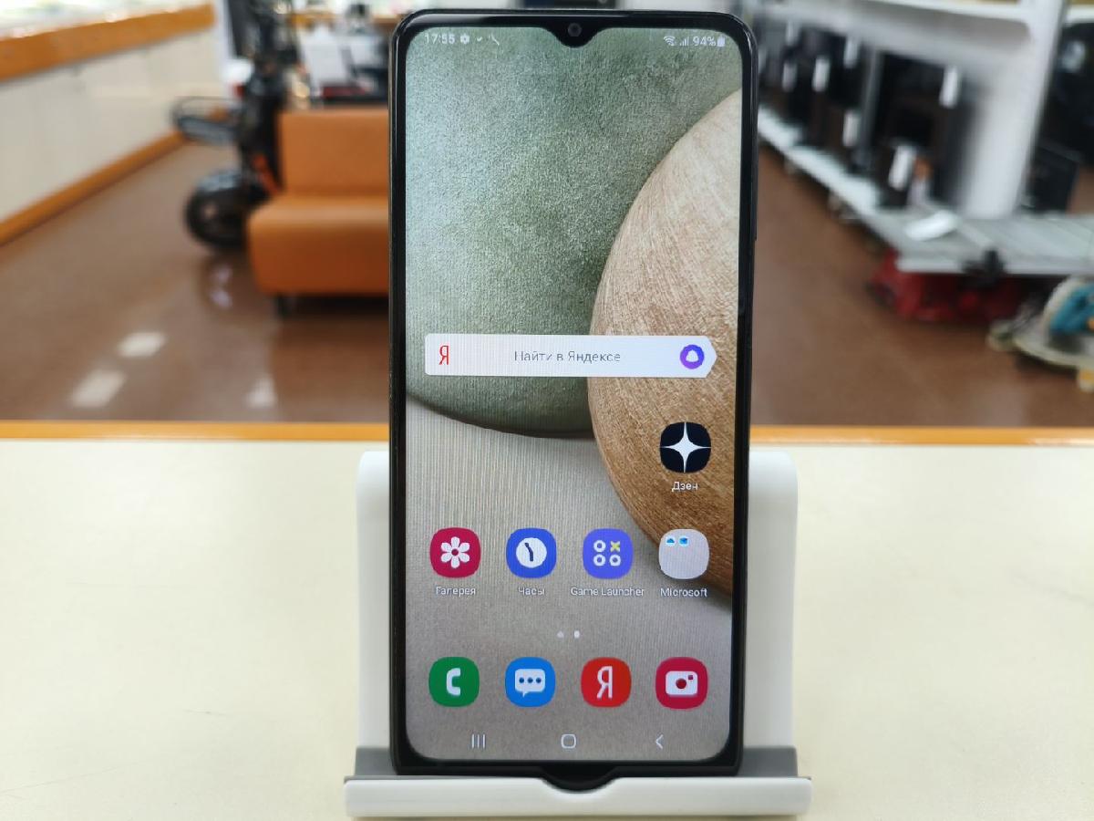 Смартфон Samsung Galaxy A12 3/32