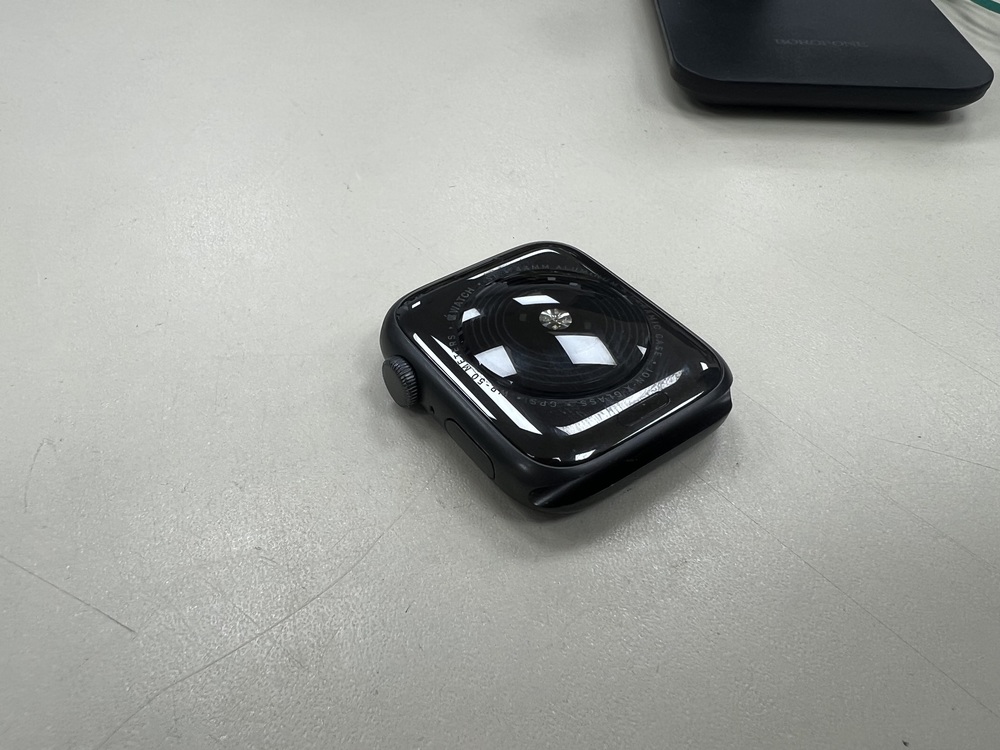 Смарт-часы Apple Watch SE 2020 44mm