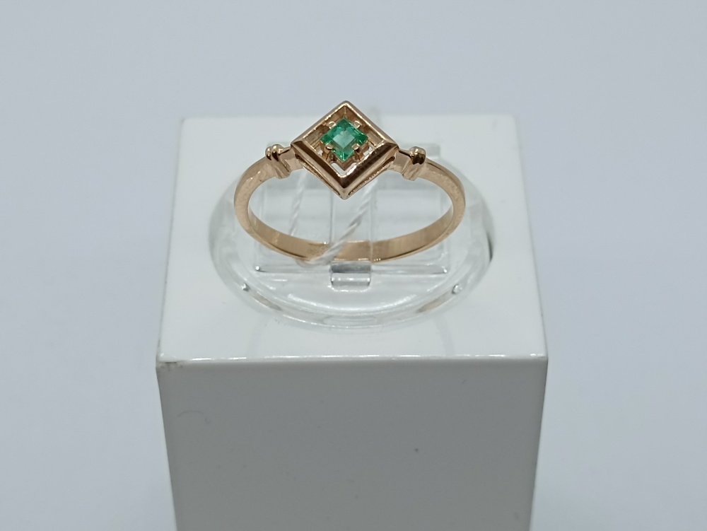 КОЛКМ585 КОЛЬЦО С КАМНЕМ (Au 585)