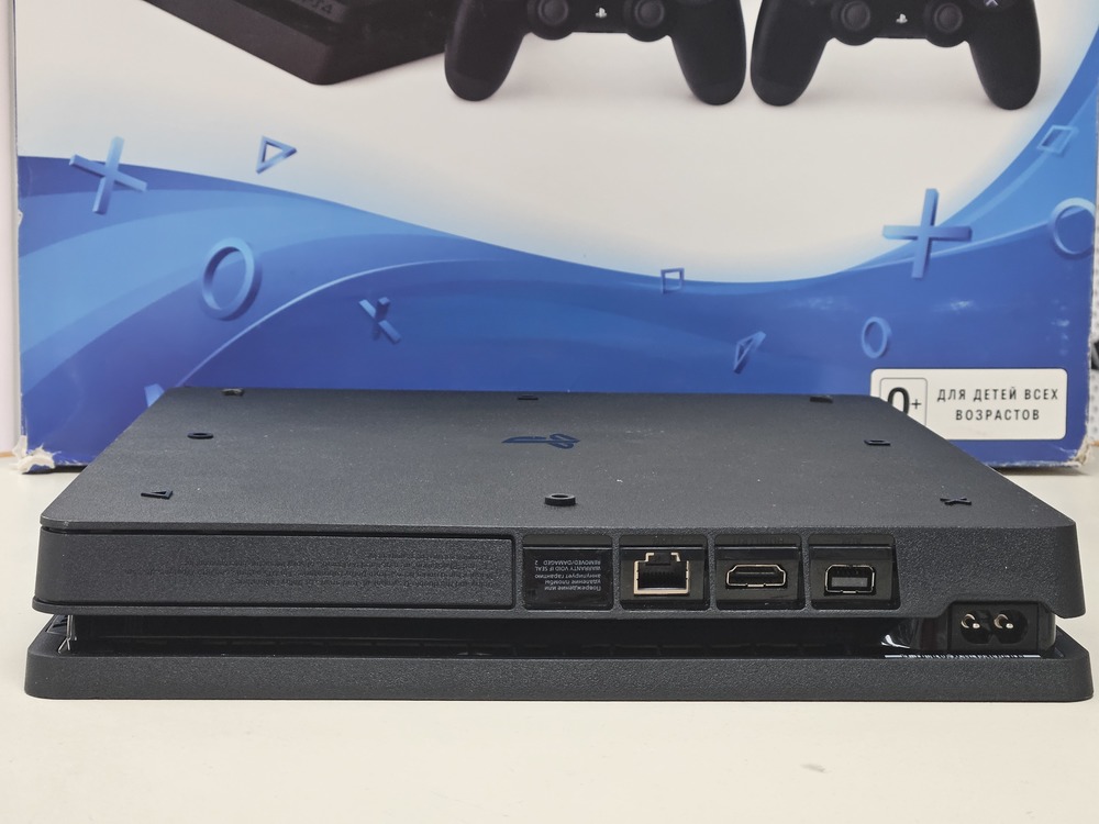 Игровая приставка PlayStation 4 Slim 1Tb Игровая приставка PlayStation 4 Slim 1Tb