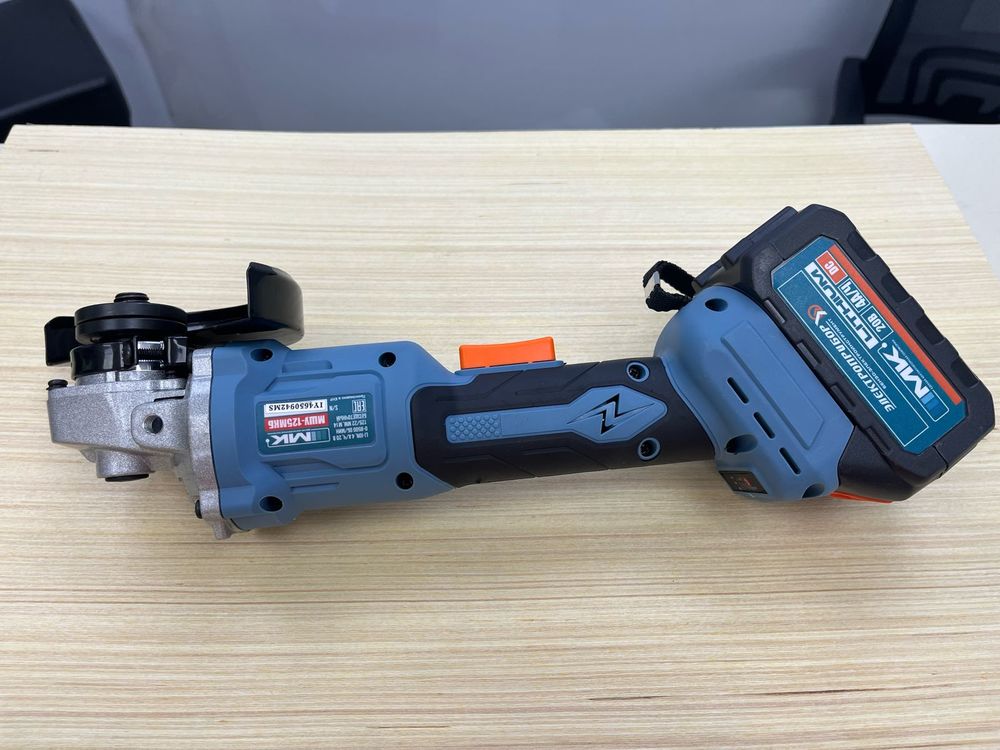 Угловая шлифмашина Электроприбор МШУ-125МКБ