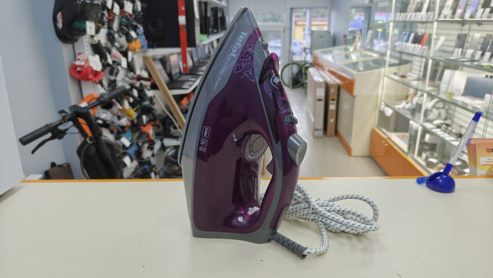 Утюг Tefal FV2847E0