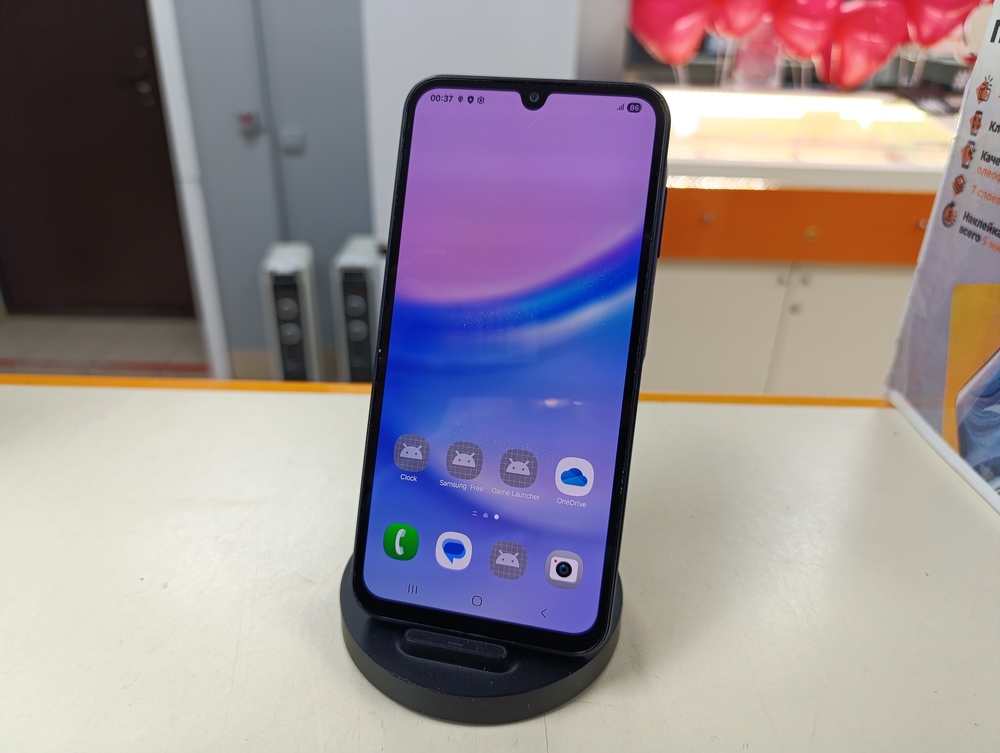 Смартфон Samsung Galaxy A15 4/128