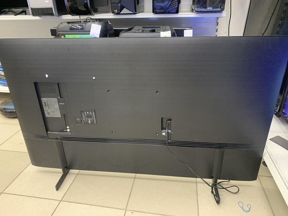 LED Телевизор Samsung UE50AU8000UX;