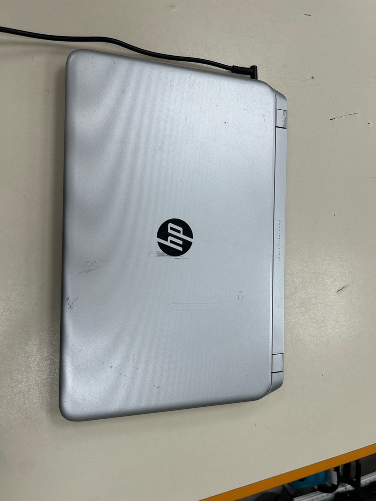 Ноутбук HP; A10-5745M, Radeon HD 8610G, 6 Гб, Нет, 250 Гб