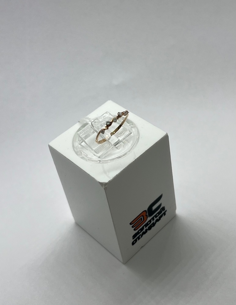 КОЛКМИ375 КОЛЬЦО С КАМНЯМИ (Au 375)
