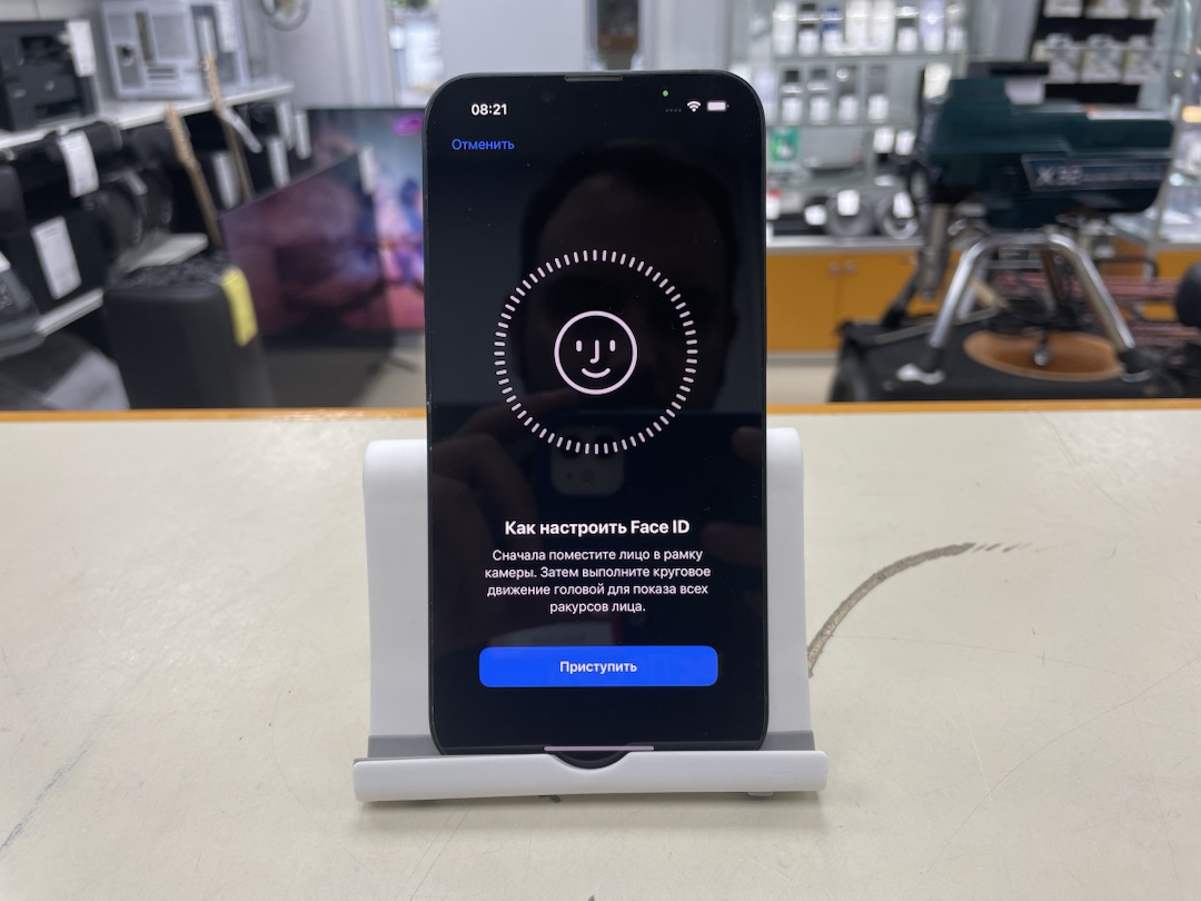 Смартфон Apple iPhone 13 128Gb