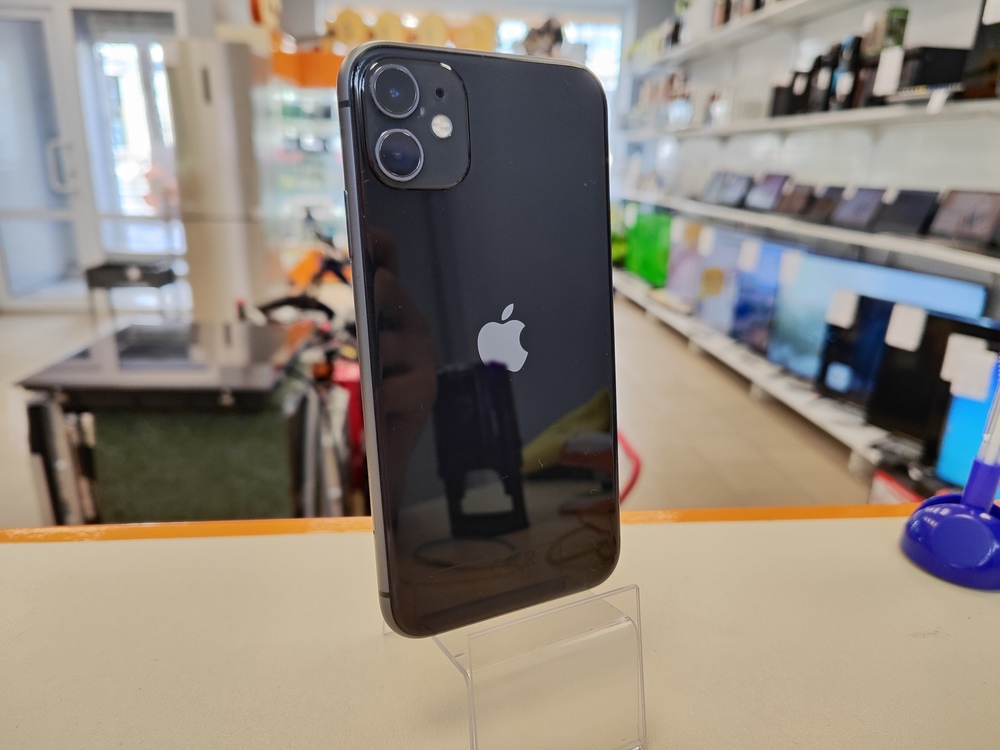 Смартфон Apple iPhone 11 64Gb