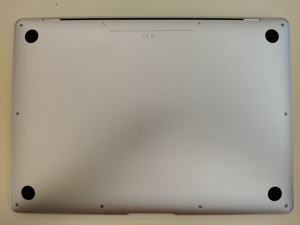 Ноутбук Apple Macbook Air 13 2020 M1 8/256