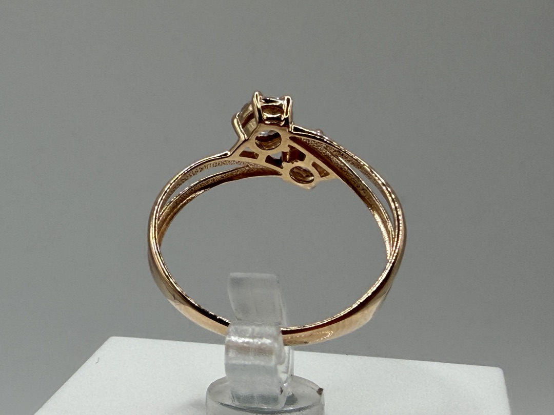 КОЛКМИ585 КОЛЬЦО С КАМНЯМИ (Au 585)