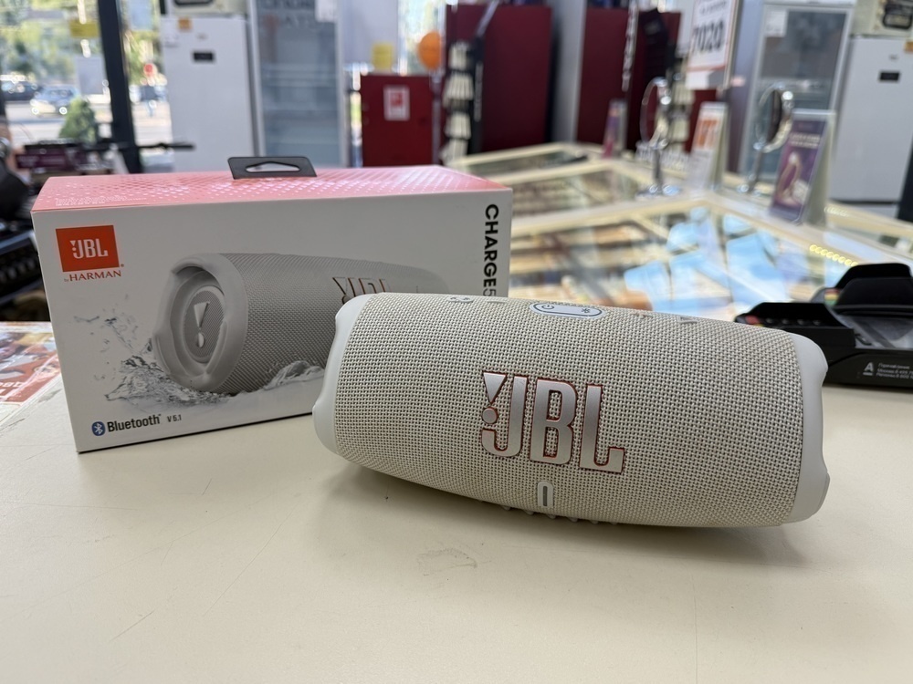 Портативная акустика JBL CHARGE 5