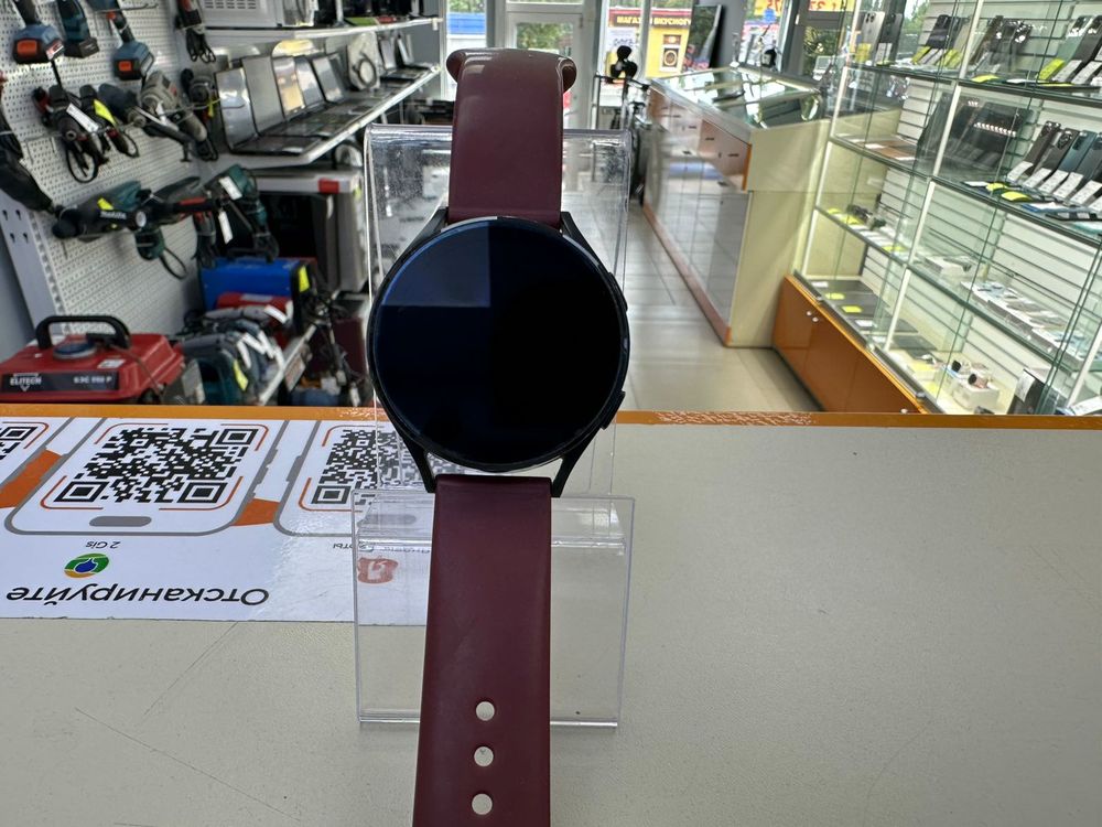 Смарт-часы Samsung Galaxy Watch 4 44mm