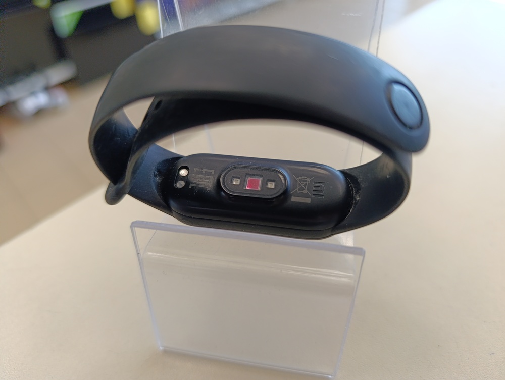 Фитнес-браслет Xiaomi Mi Band 5