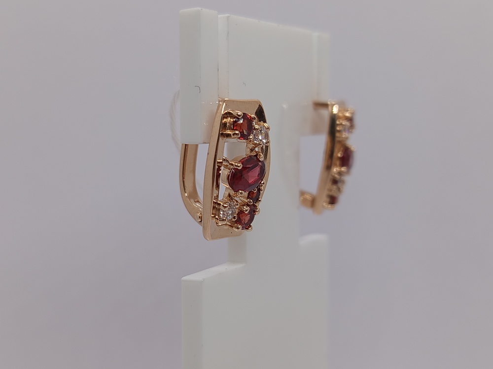 СКМИ585 СЕРЬГИ С КАМНЯМИ (Au 585)