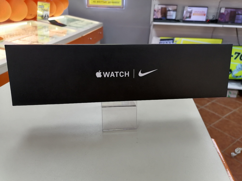 Смарт-часы Apple Watch Series 7 45mm