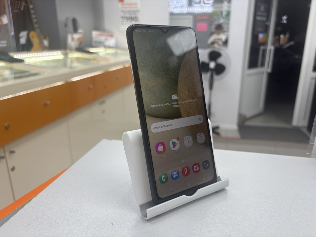 Смартфон Samsung Galaxy A12 4/64