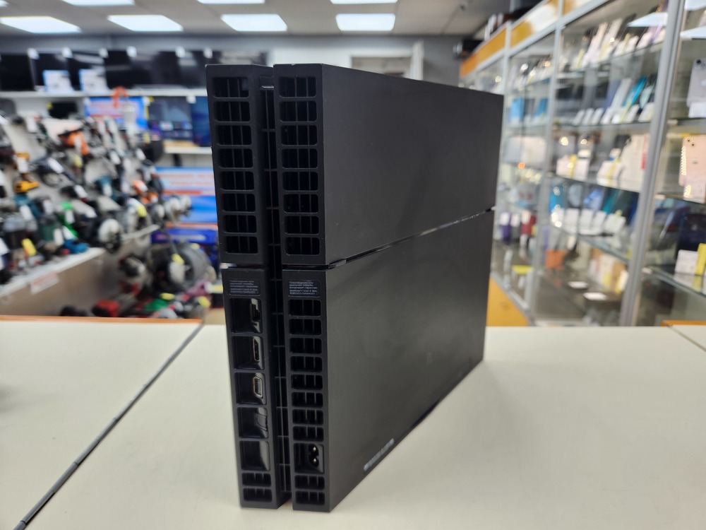 Игровая приставка PlayStation 4 1Tb