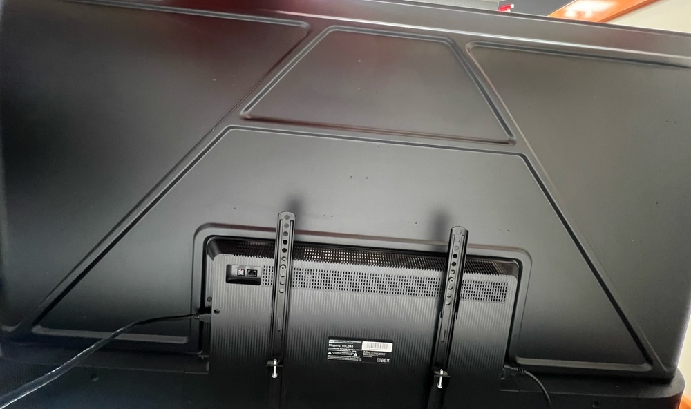 QLED Телевизор TCL 65C645