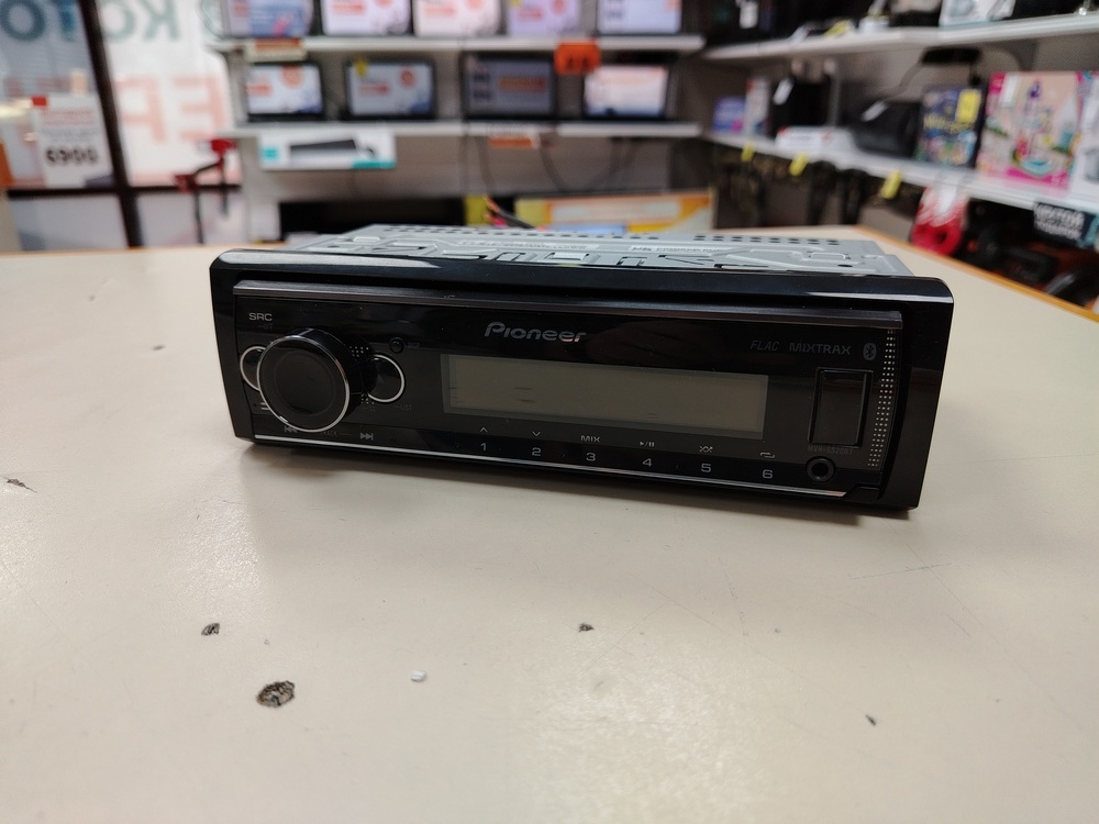 Автомагнитола Pioneer MVH-S520BT