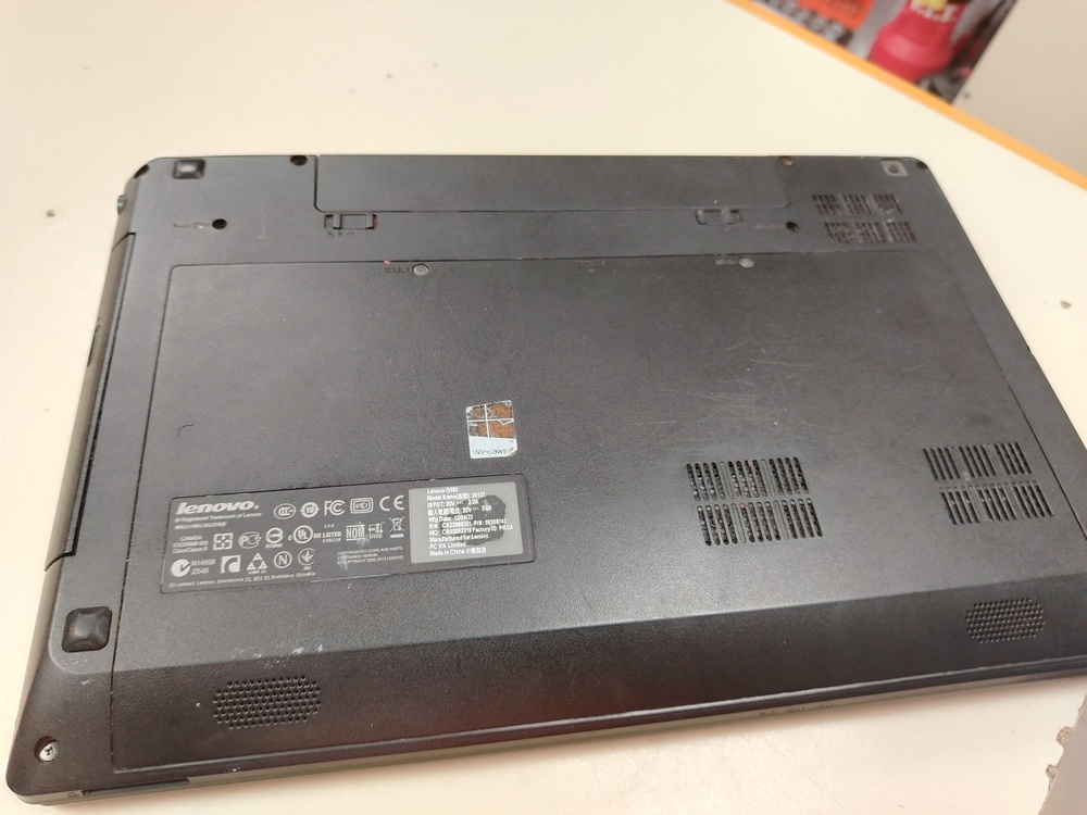 Ноутбук Lenovo; E1-1200, AMD Graphics, 6 Гб, 240 Гб, Нет