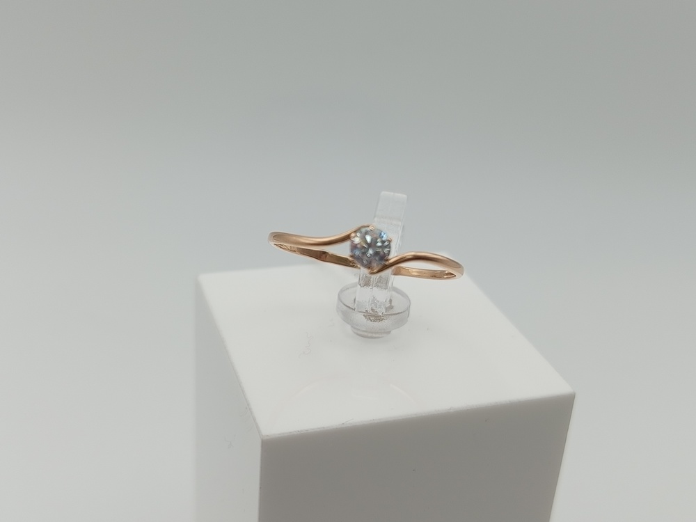 КОЛКМ585 КОЛЬЦО С КАМНЕМ (Au 585)