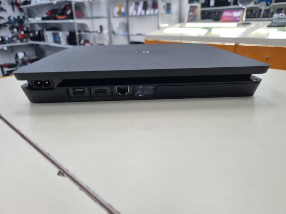 Игровая приставка PlayStation 4 Slim 500GB
