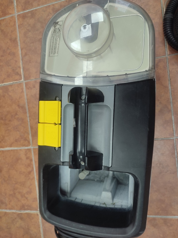 Пылесос Karcher Puzzi 10/1