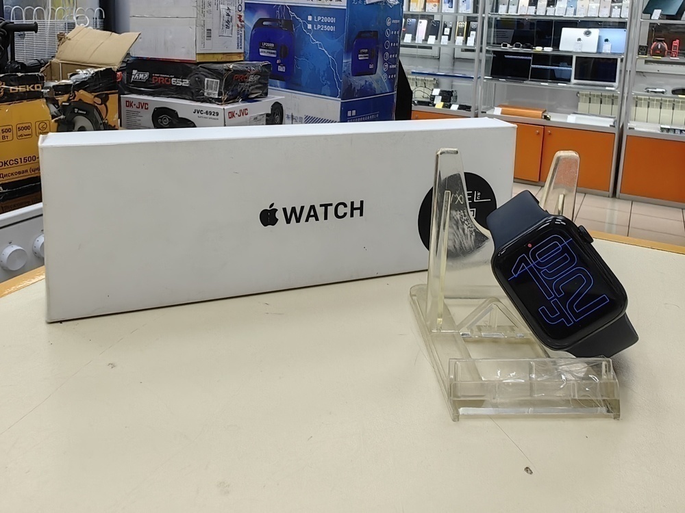 Смарт-часы Apple Watch SE 2022 44mm