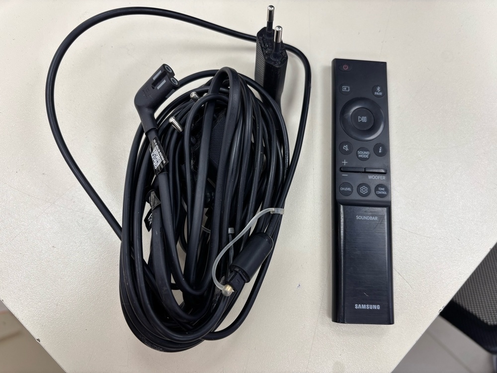Саундбар Samsung hw-b450
