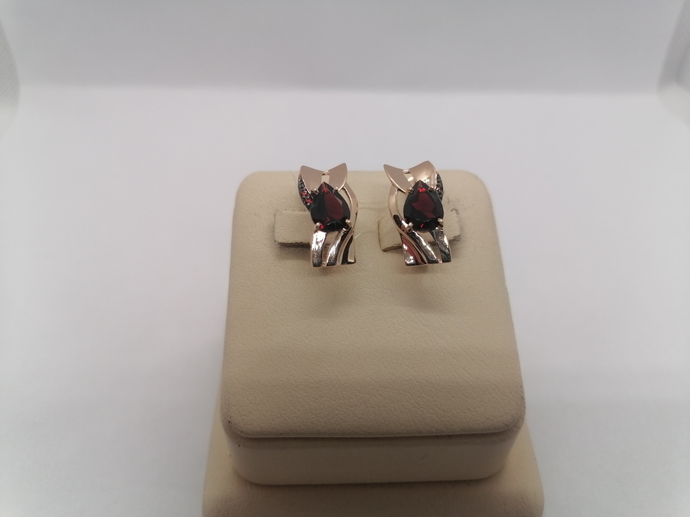 СЕРЬГИ ГРАНАТ с камнями (Au 585)