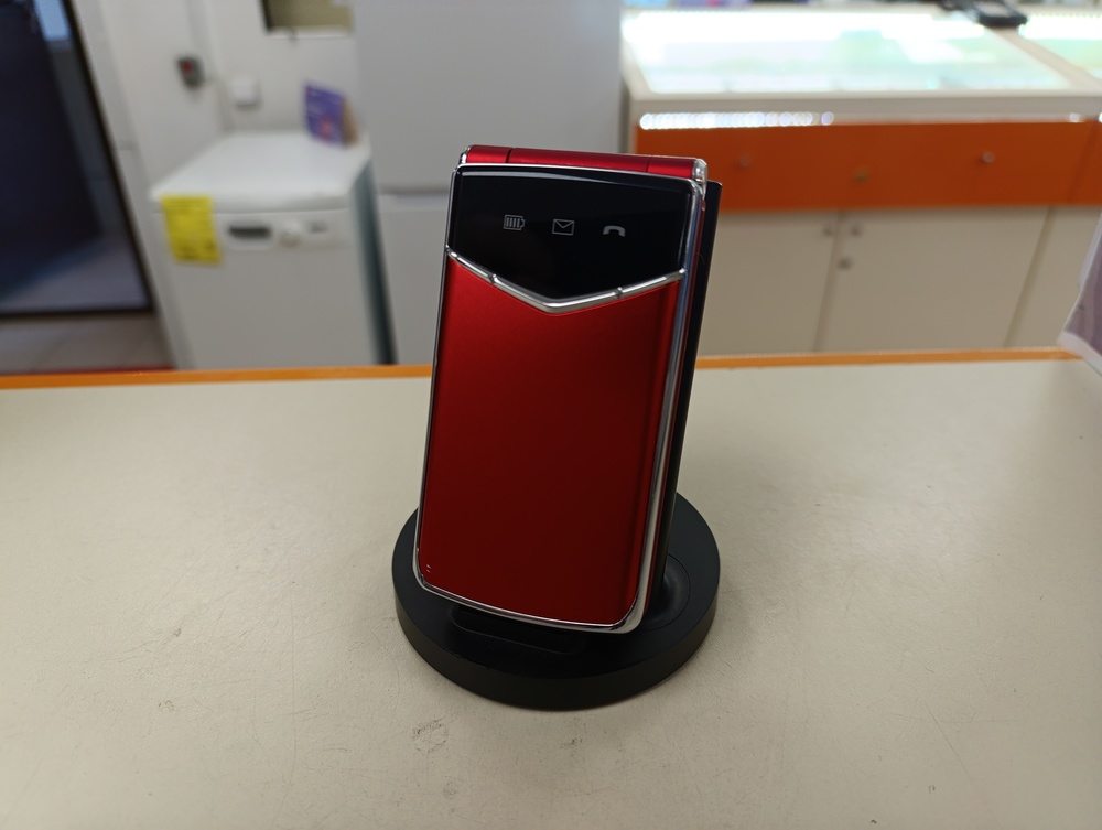 Мобильный телефон Maxvi E11DS
