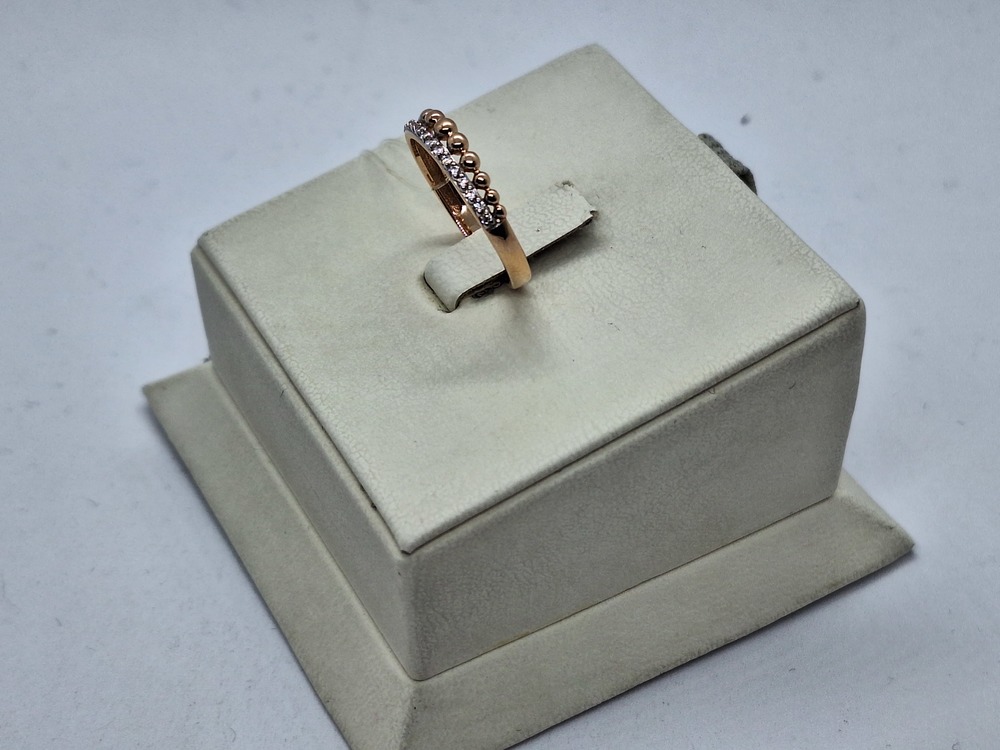 КОЛЬЦО С КАМНЯМИ (Au 585)