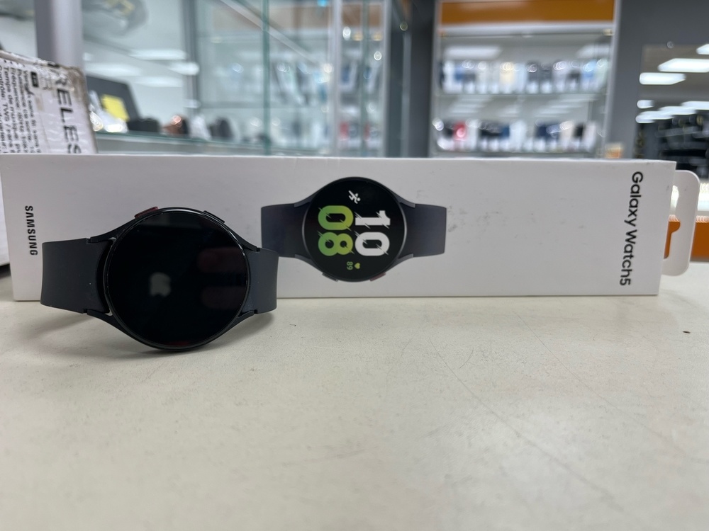 Смарт-часы Samsung Galaxy Watch 5 40mm