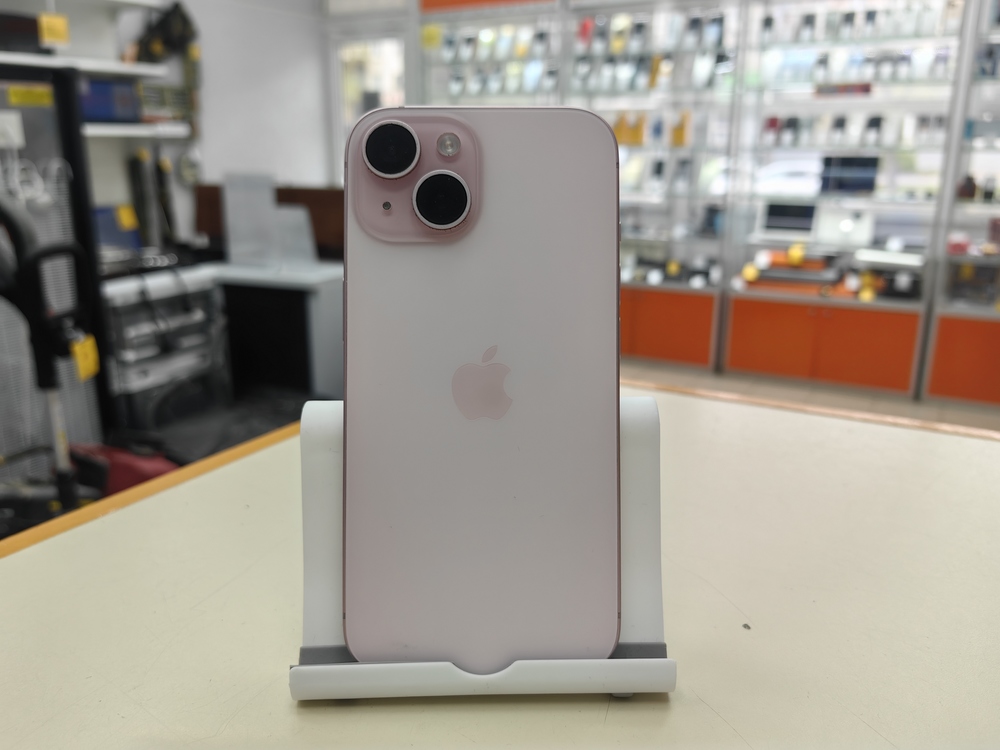 Смартфон Apple Iphone 15 256Gb