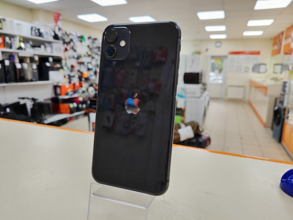 Смартфон Apple iPhone 11 64Gb