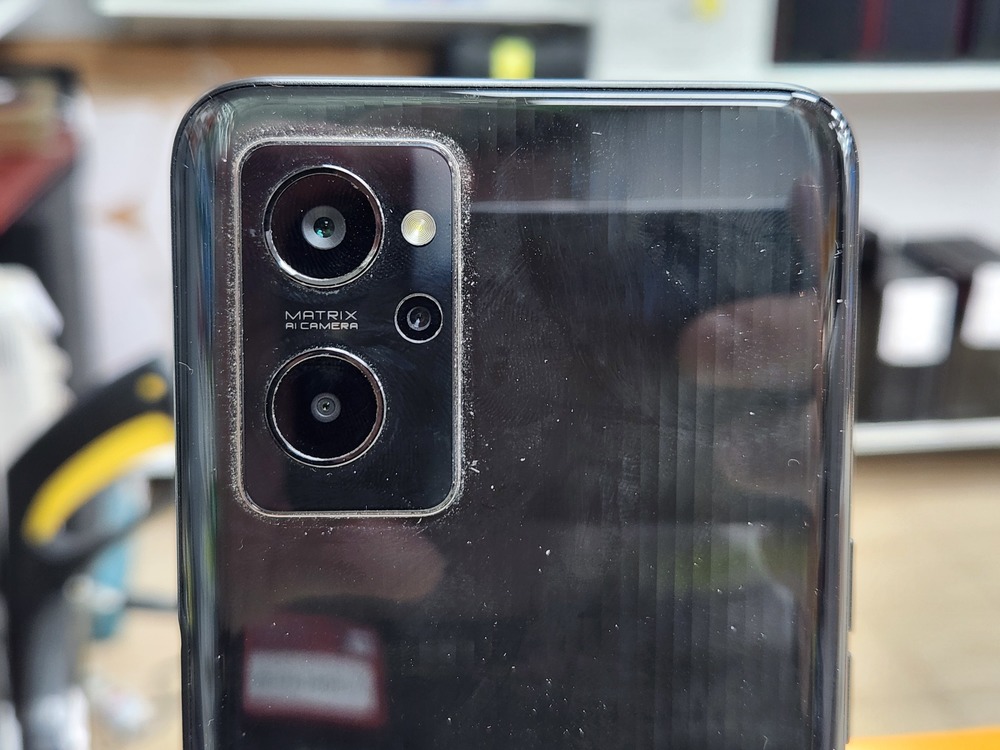 Смартфон Realme 9i 4/128