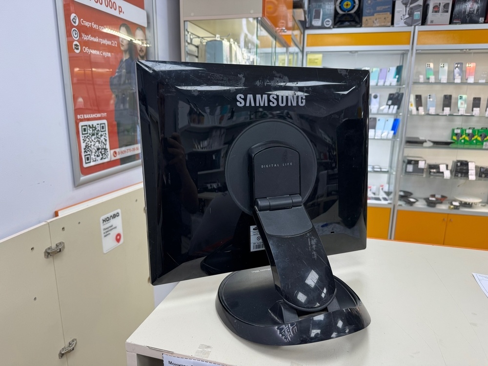 Монитор Samsung 960BG