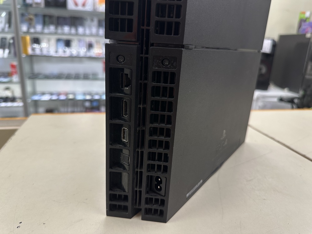 Игровая приставка PlayStation 4 FAT 500GB