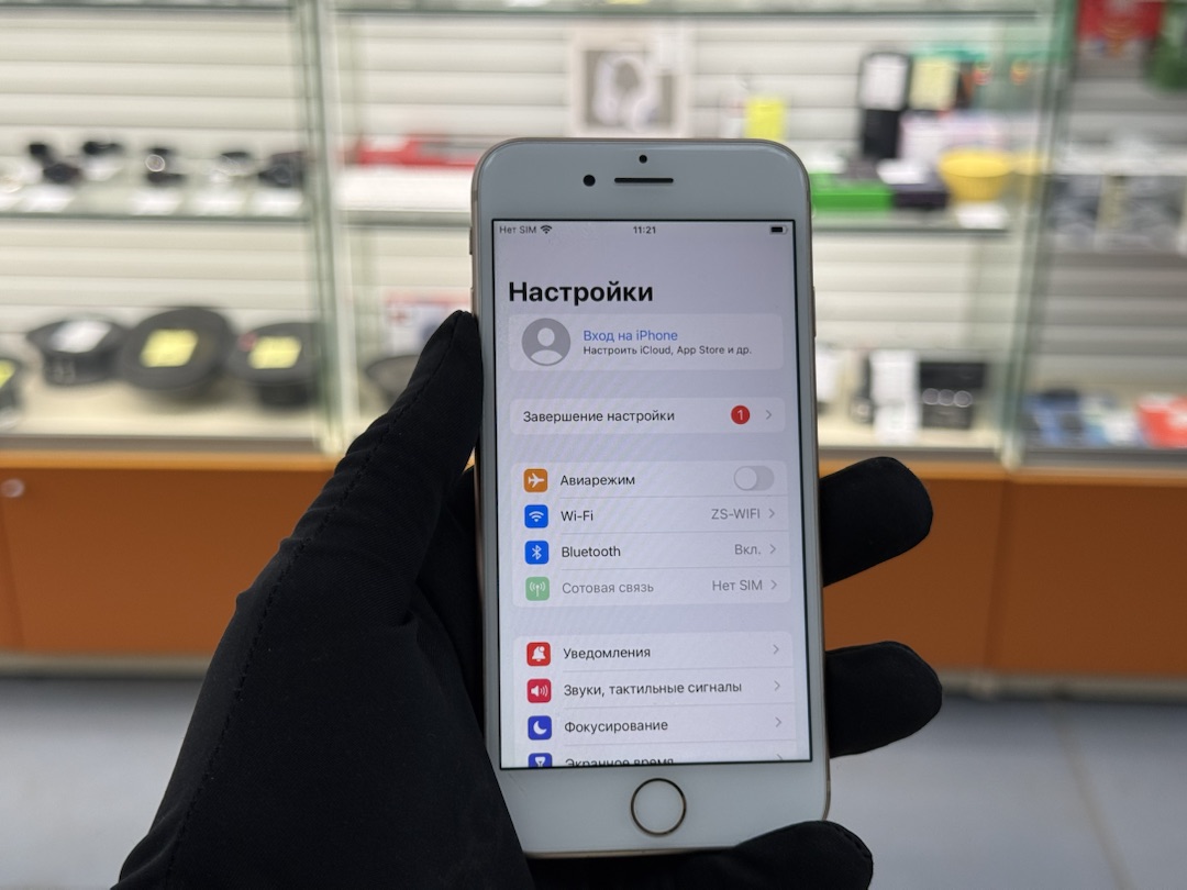 Смартфон Apple iPhone 8 64Gb