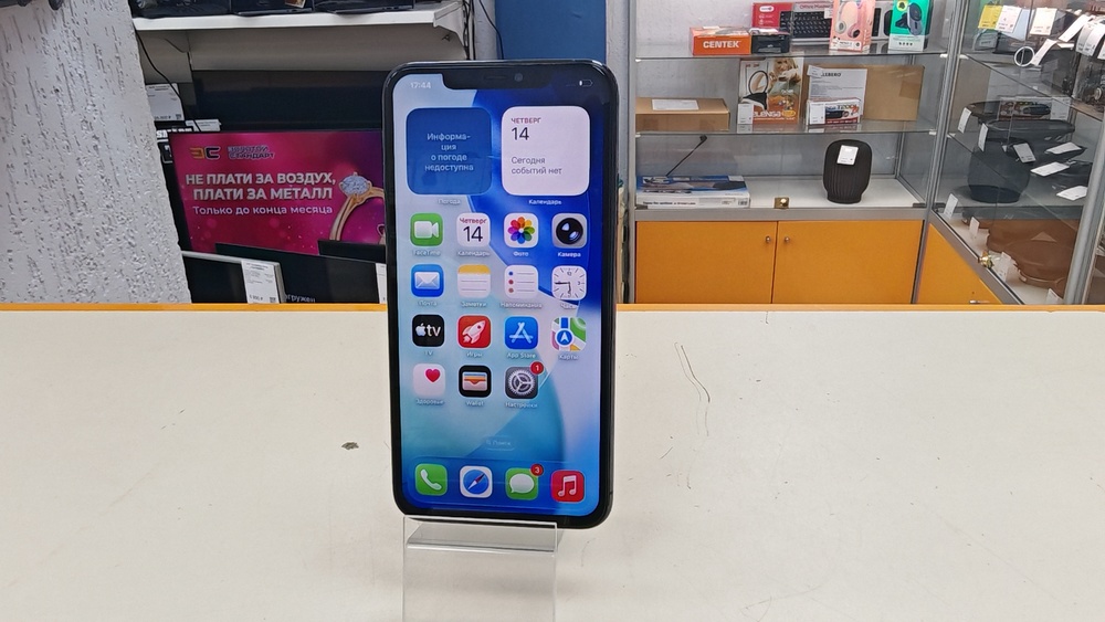 Смартфон Apple iPhone 11 Pro Max 64Gb