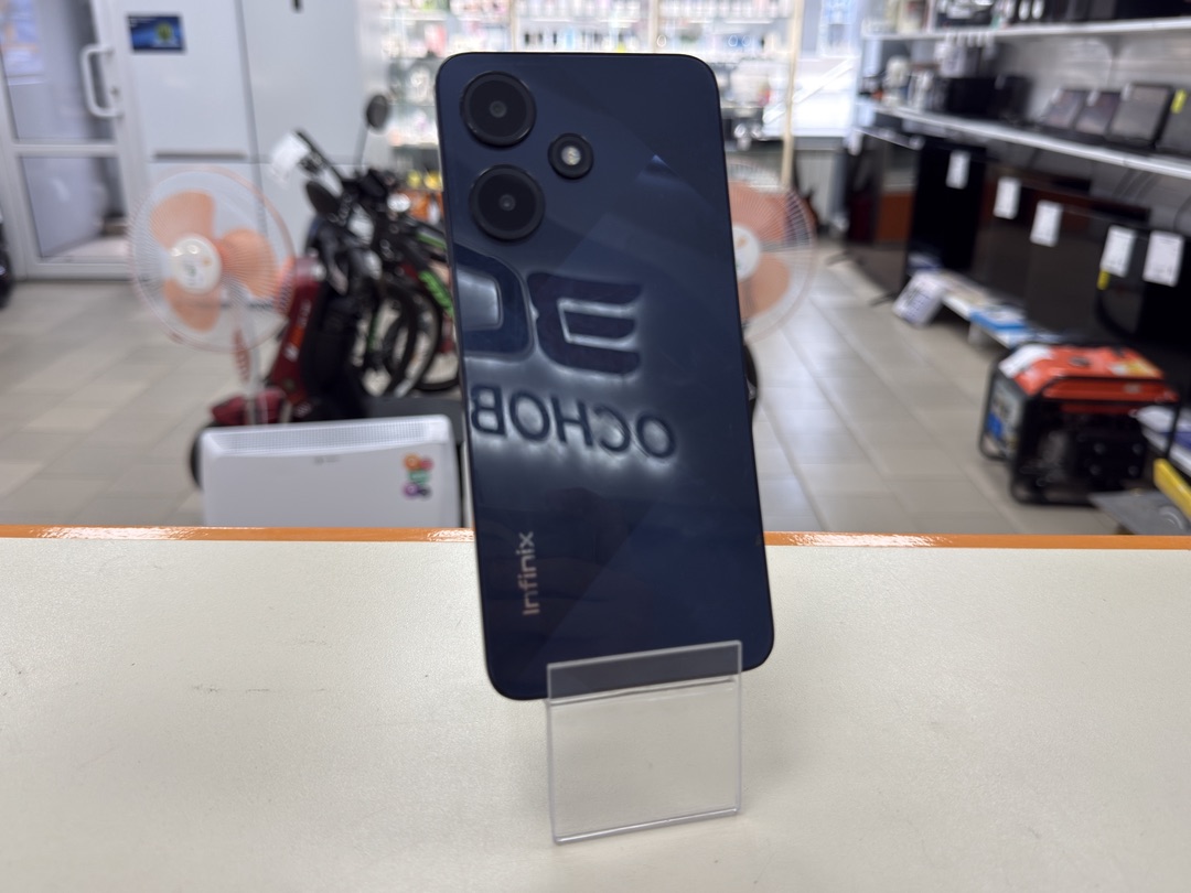 Смартфон Infinix HOT 30i 8/128