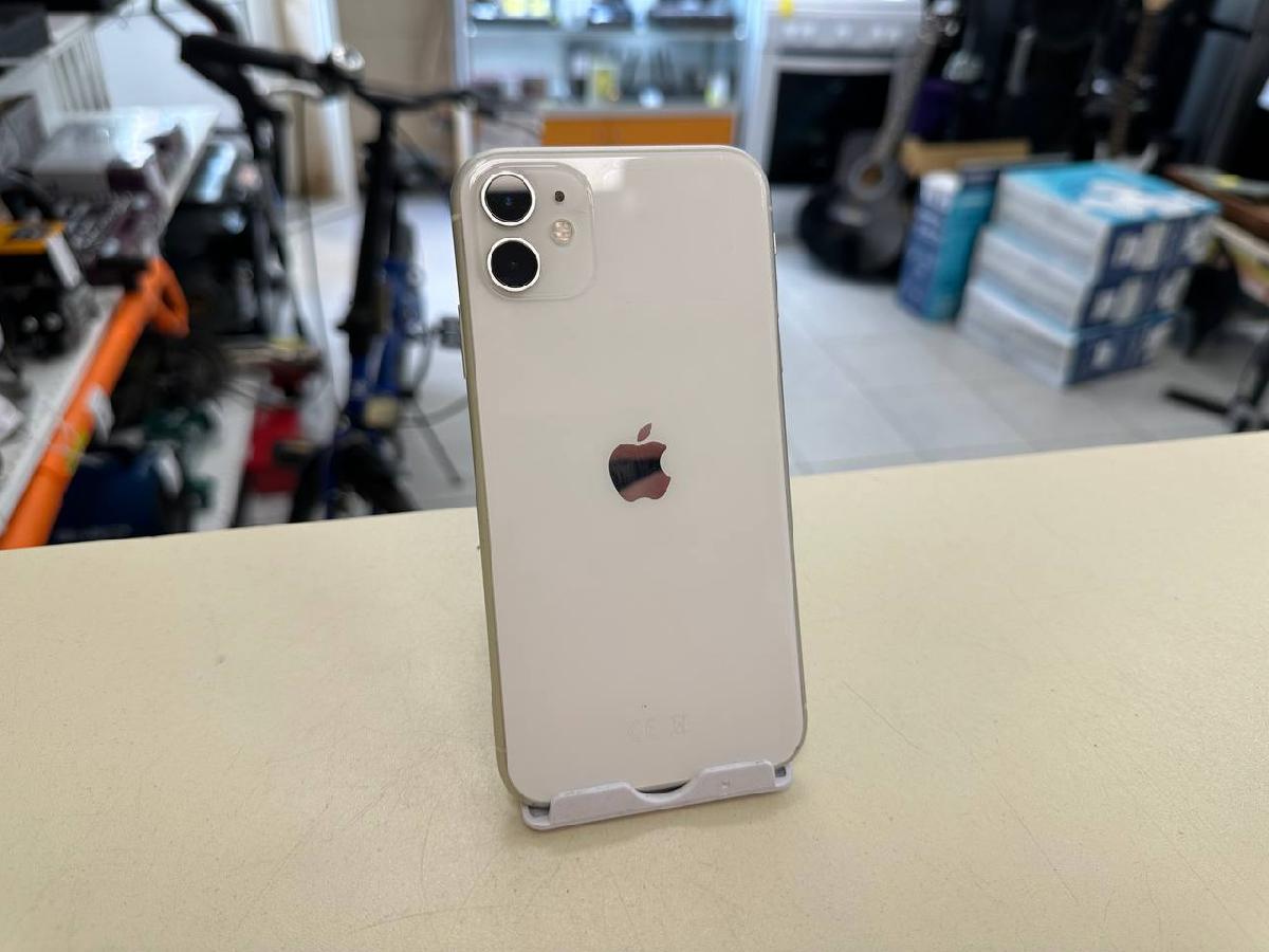 Смартфон Apple iPhone 11 128Gb