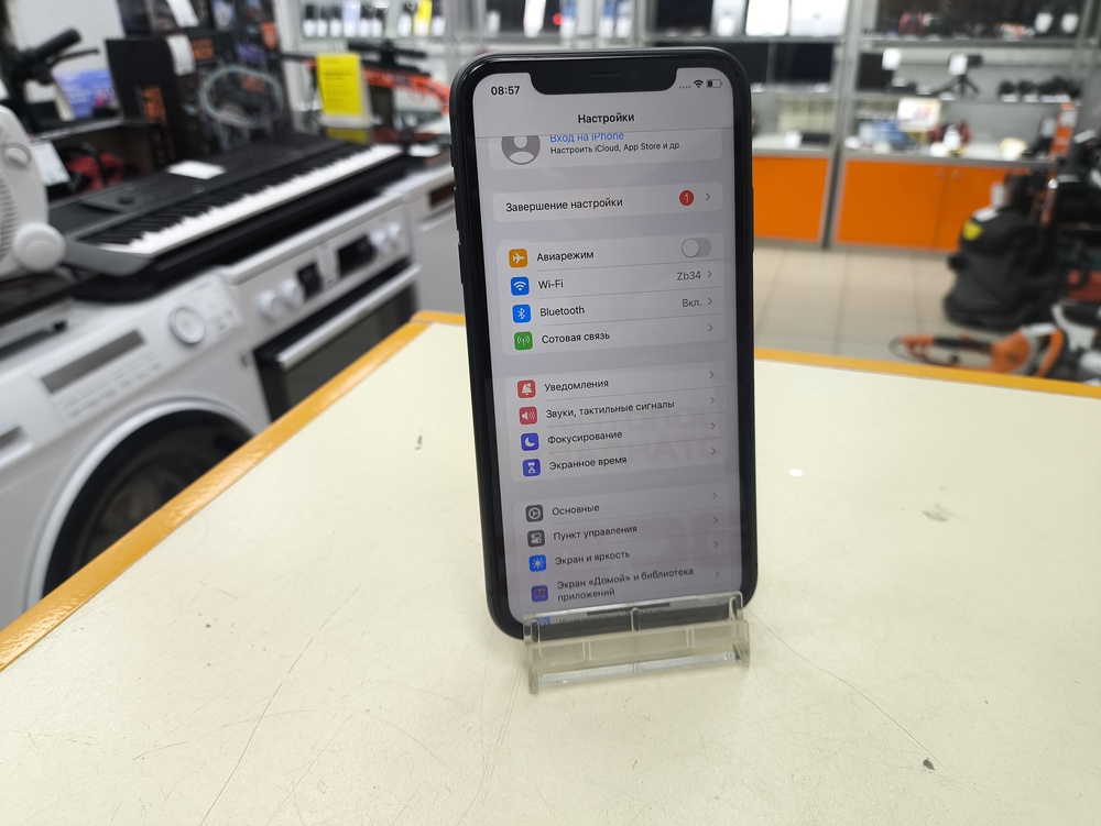 Смартфон Apple iPhone 11 64Gb