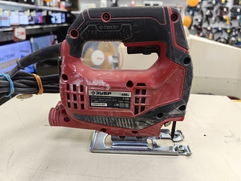 Лобзик Зубр Л-400-55