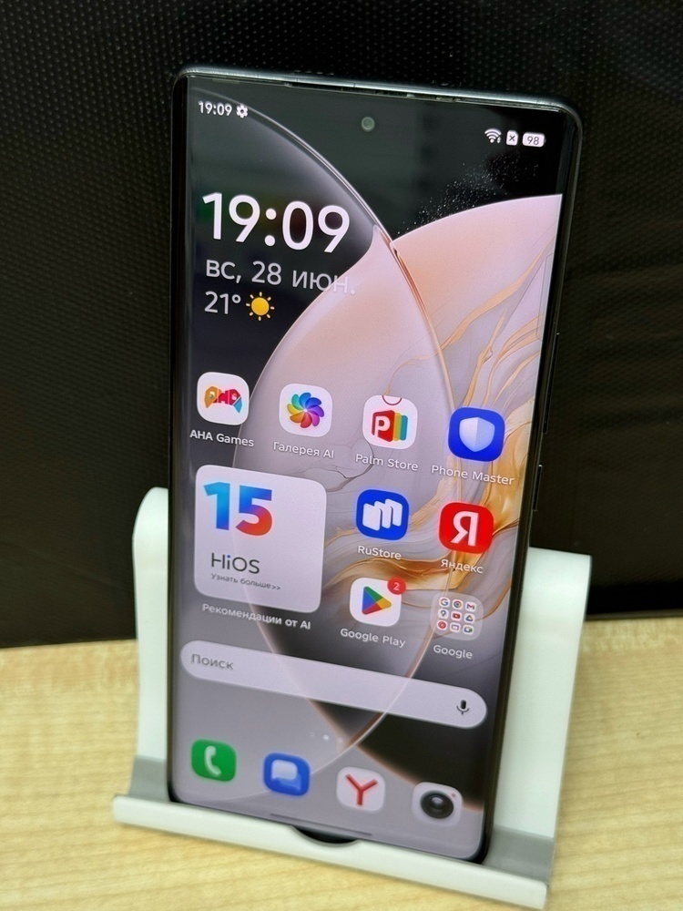 Смартфон Tecno Camon 30S 6/128