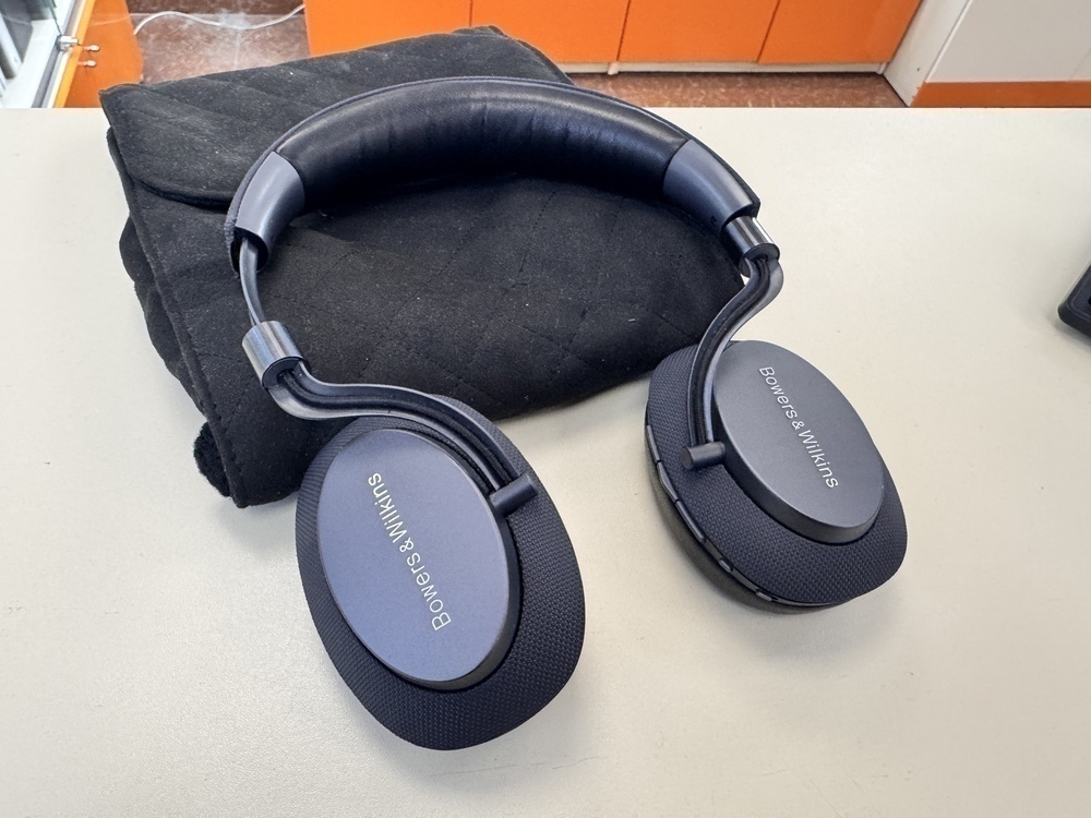 Наушники беспроводные Bowers & Wilkins PX