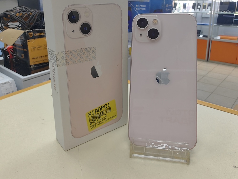 Смартфон Apple iPhone 13 128Gb